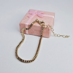 Pulsera de acero dorado box
