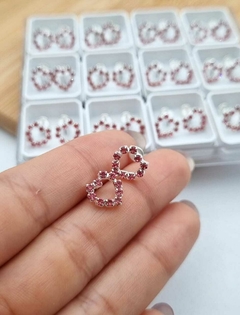Aritos abridores corazón de piedras rosa