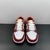 Dunk Low "Gym Red" na internet