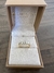 Meia Aliança em Ouro 18k com Diamantes