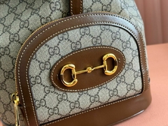 Mochila Gucci Monogram - Elegância e Você