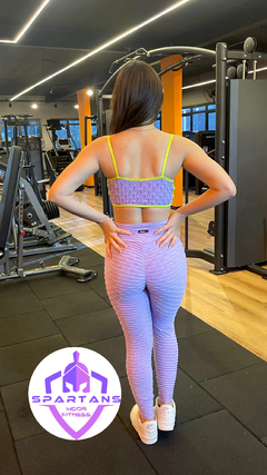 Conjunto Calça Jacquard Detalhe Limão na internet