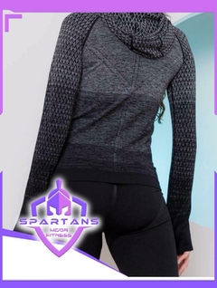 Casaco Feminino Esportivo Nylon - comprar online