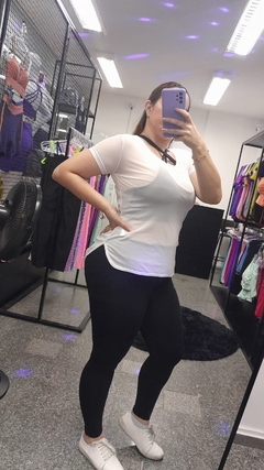 Blusa Tulê manga curta - comprar online