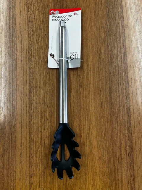 Pegador de massas de silicone com cabo de inox 33x6cm Top House. Ideal para servir macarrão.