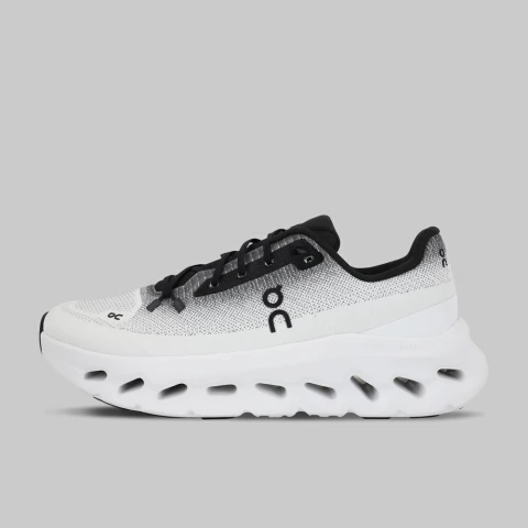 On Cloud Blanco Negro