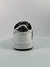 Jordan 1 Travis Scott White and Black en internet