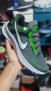NIKE ZOOM