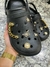 Sapato inspiração crocs na internet
