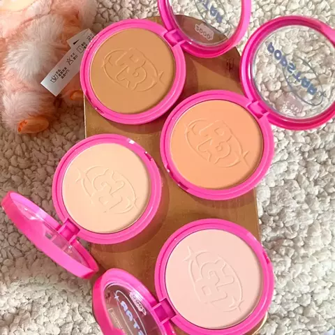 Pó Compacto Popstar Ruby Rose