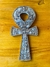 Placa Cruz Ankh em Resina em Marfim