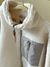 Campera peluda beige con bolsillo gris - comprar online