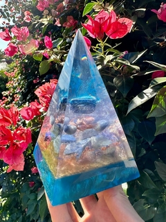 Pirâmide Orgonite Nubia P Meditação