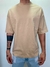 Remera Over BUDY beige - Cromosoma