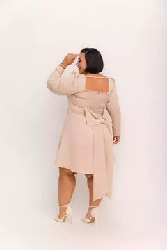 Imagem do Vestido de Alfaiataria com Mangas Longas e Detalhe de Laço - Elegância e Charme - Tamanho Único (48-52)