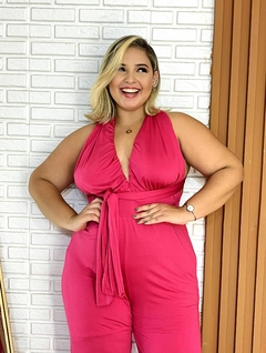 Macacão na Malha Leila: Versatilidade e Elegância em uma Peça Única- Tamanho Único (46-52) - comprar online