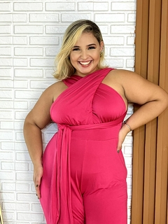 Macacão na Malha Leila: Versatilidade e Elegância em uma Peça Única- Tamanho Único (46-52)