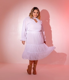 Vestido Midi Branco em Crepe Pipoquinha - Elegância e Conforto Tamanho Único (46-50)
