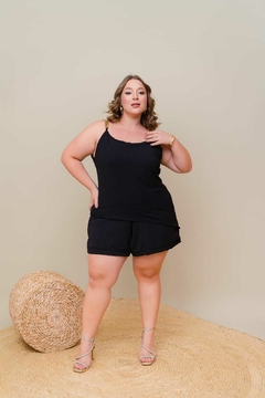 Conjunto de Short e Blusa em Crepe Duna Poá: Elegância e Estilo Únicos - Tamanho Único (46-50) - Bela Senhoritta Moda Plus Size