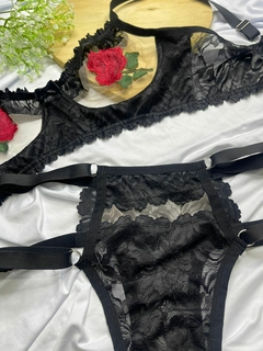 Conjunto Sensual em Renda e Tule com Bordado 3D: O Novo Queridinho do Seu Guarda-Roupa! - loja online