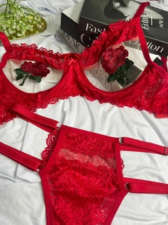Conjunto Sensual em Renda e Tule com Bordado 3D: O Novo Queridinho do Seu Guarda-Roupa! na internet