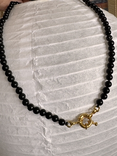 Collar corto piedra semipreciosa ONIX - comprar online