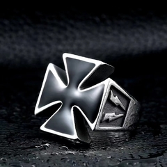 Anillo hombre cruz caja x24 acero quirúrgico