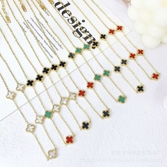 Collar con 5 trébol