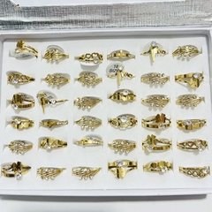 Anillo acero dorado surtido con strass caja x36