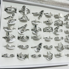 Anillo acero quirúrgico surtido strass caja x36