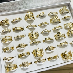 Anillo acero dorado surtido caja x36