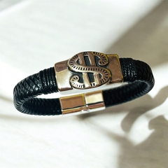 Pulsera cuerina con $ acero quirúrgico magnética