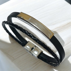 Pulsera cuerina con acero quirúrgico