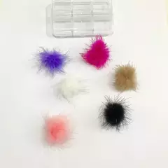 APLIQUE DE UÑAS POMPON CON IMAN 6 PCS