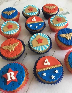 Cupcakes decorados (Por 6 unidades) - comprar online