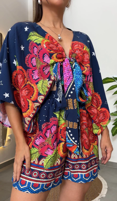 Conjunto Blusa Nó e shorts Noite Estrelada - comprar online