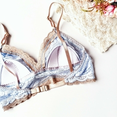 Conjunto Adela - En encaje, corpiño con taza y espalda regulable y culotte less - Lenushka