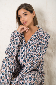 Pijama Isabel Blanco y Azul - Camisero de manga larga y pantalón largo. En modal soft. - comprar online