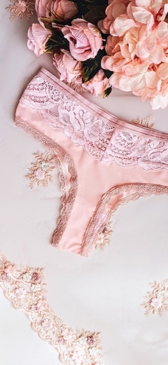 Bombacha Carmina - Less, en microfibra y puntilla - comprar online