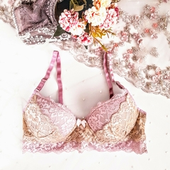 Conjunto Lena - Corpiño taza push-up y aro con bombacha cola less - Lenushka