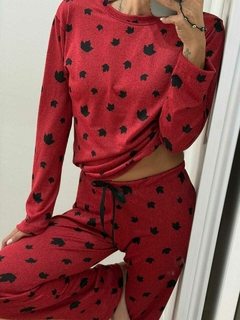 Pijama Lori - Buzo y pantalón recto, de lanilla estampada - comprar online
