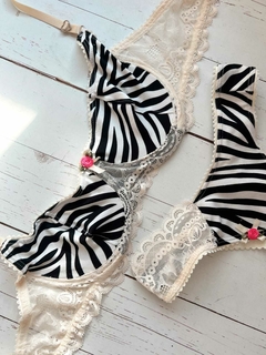 Conjunto Nicole - Corpiño con aro y bombacha less, en modal y encaje - Lenushka