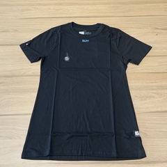 T-SHIRT SLIM FITAS COSTAS