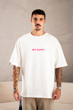 CAMISETA OVERSIZED MR BUNNY