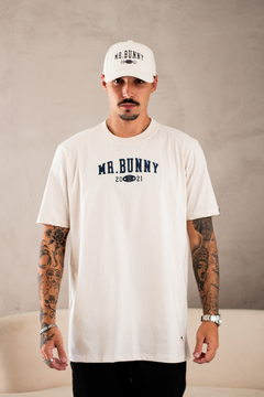 CAMISETA REGULAR MR BUNNY