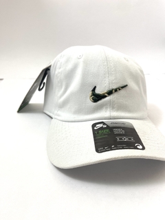 BONÉ DE ABA CURVADA SPORT- BRANCO