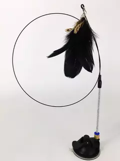 Vareta Interativa com Penas para Gatos - Diversão Garantida! na internet