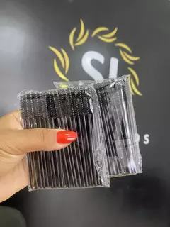 Escovinha Para Cílios Clássica