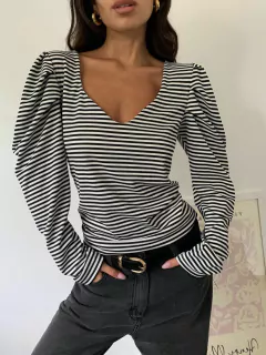 REMERA MAGNOLIA - comprar online