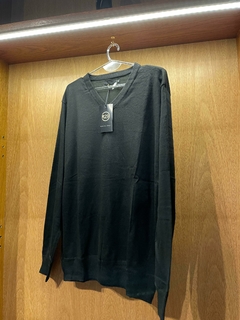 SWEATER ESCOTE V NEGRO